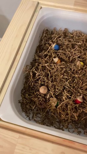 Acorn activity set up! This one was really easy and both of the kids loved it! I printed some coloring sheets for them to start with. We also looked at our new book and danced to a new a acorn song on YouTube! .Doing simple things like new songs , books, activities can really change your day! It helps get their little brains going and gives them something new to do! ..#kidsactivity #toddleractivities #flisattableplay #flisatfun #activitemontessori | Cara Jones | Facebook