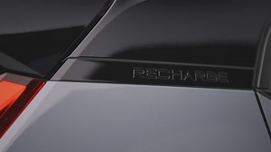 2022 Volvo XC40 Recharge Video Review: MotorTrend Buyer's Guide