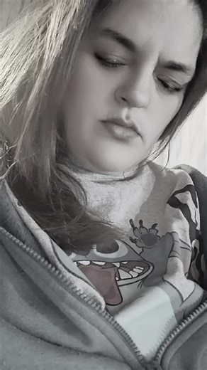 April Simpson (@aprilsimpson19)’s videos with original sound - phmcly093