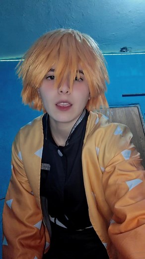 Cosplay of Zenitsu Agatsuma from Demon Slayer
