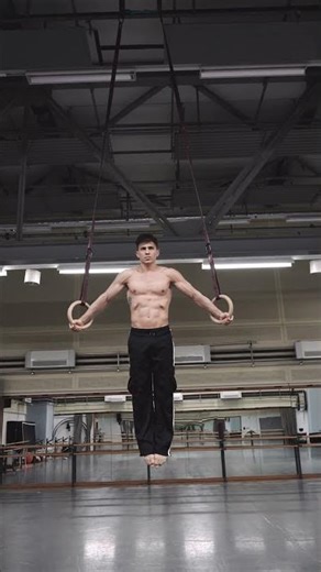 How to do an Iron Cross? #gymnasticsrings #ironcross #howtodoanironcroos #calisthenics