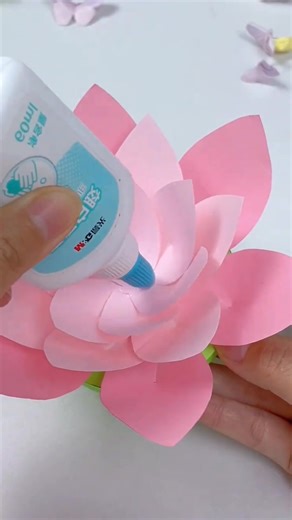 Step-by-Step Bunny Lotus Lamp Craft #bunnylamp #lotuslamp #diycraft #creativeidea #handmadeart #kidsproject #cutecraft #lanterndecor #easycraft #arttime | paper craft