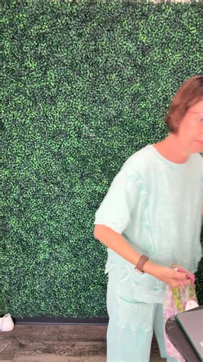 You can find these deals here https://theshabbytreeboutique.com/deal-of-the-day/ | The Shabby Tree