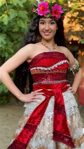 Our version of Moana costume🌺#moana #moana2 #moanaliveaction #disneyprincess #cosplay #cosplayer