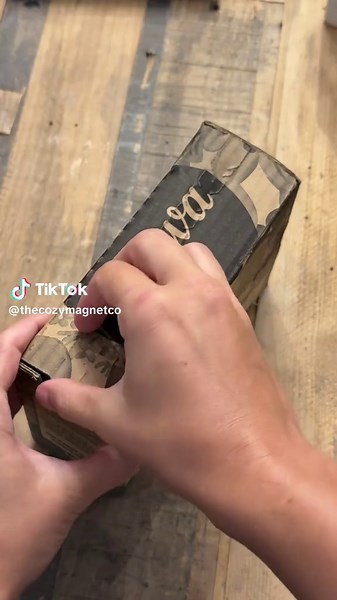 Unboxing Customized Business Cards from Canva