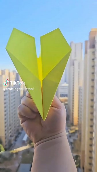 How to Make a Paper Plane in Just One Minute