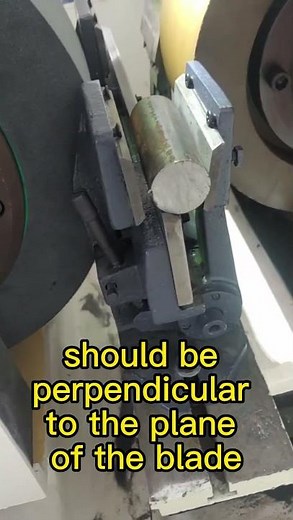 Centerless grinder how to adjust the work piece position