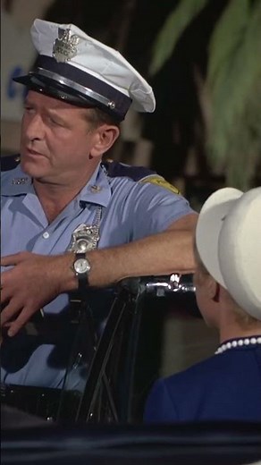 Jeannie Gets A Ticket 🗒 | #Short | I Dream Of Jeannie