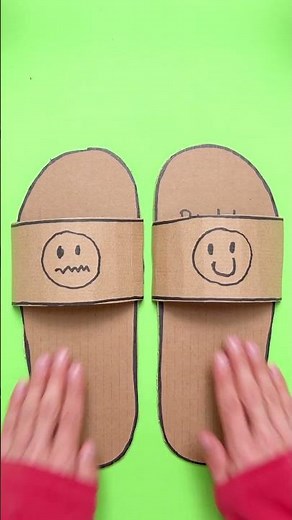 Let's make cardboard slippers! 📦🩴 #creative #hacks