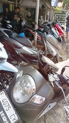 Queue to wash your motorbike, Mas Endy #short #motorcycle