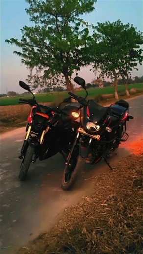 इन दोनों में से कौन सबसे बेस्ट है 🥰🏍️🏍️#love #minivlog