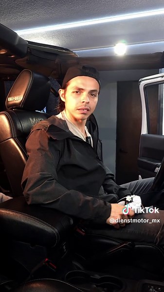 El Jeep de Call of duty Warzone (edición especial) #warzone #cod4 #callofduty #modernwarfare #jeepcod #jeepwrangler #offroad #carplay #cartech #caraudio #specialedition #androidauto #jeepcallofduty #callofdutyjeep #blackops6