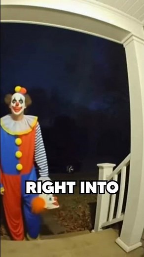 Creepy Clown Caught on Doorbell Camera 😱