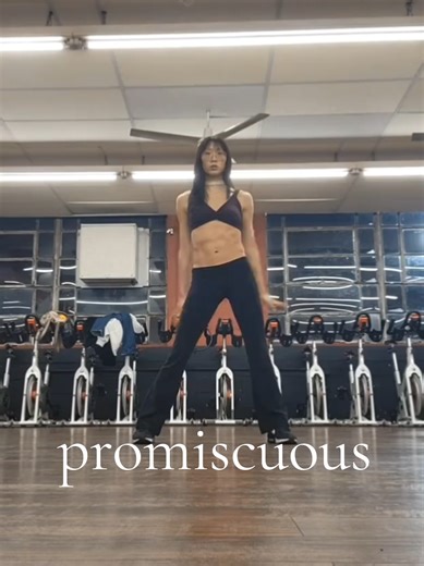 🍒 #dancer #freestyledance #freestyledancer #abs #dance