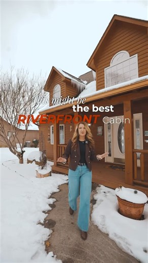 Layla Joy Cardwell on Instagram: "1956 Pittman Center Rd, Sevierville, TN -15mins to Dollywood -10 mins to Sevierville -easy scenic drive to Gatlinburg -12 person Theater room -Massive game room -Huge deck and hot tub overlooking the Pigeon River -4 bedrooms 4,000 sqft! DM me for a private tour! Listing Agent: Sandy Owens Keller Williams Smoky Mountains @knoxrealestatemedia 📸 ⭐️ #smokymountains #cabin #riverfront #cabininthewoods #realtor https://www.flexmls.com/share/DPrDi/1956-Pittman-Center-