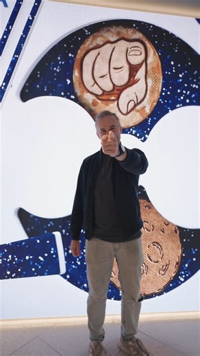 A unique tribute to the Hunter’s Moon, the MISSION TO EARTHPHASE – MOONSHINE GOLD. Available at Swatch Australian stores for a limited time from 7-21 October. #MoonSwatch #OMEGAxSwatch #Swatch | Swatch