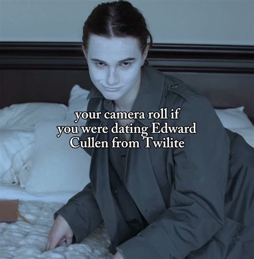 POV your camera roll if you were dating Edward Cullen from Twilite ✨