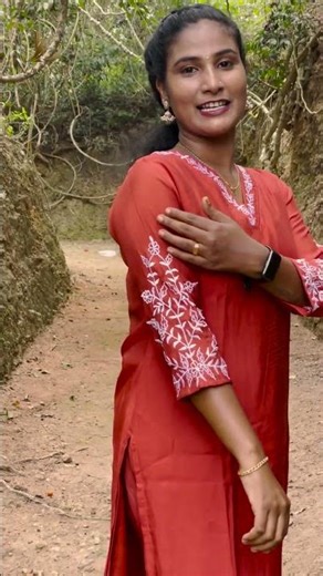 adipoli trendy malchanderi silk cord set❤️❤️❤️