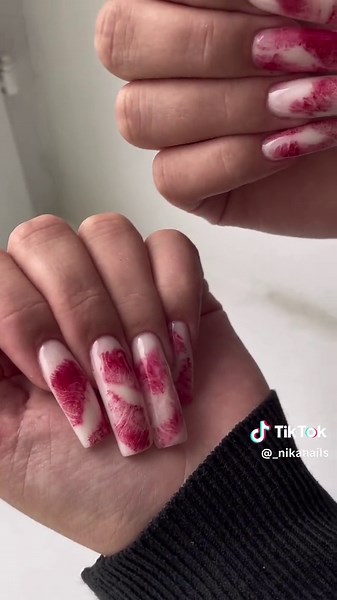 Nail Art: Kiss-themed Manicure Ideas