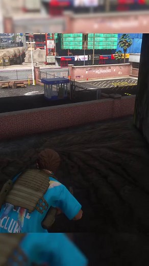 Stealing SUPERCAR From the Cops in GTA RP! #gtarp #gta5 #fivem