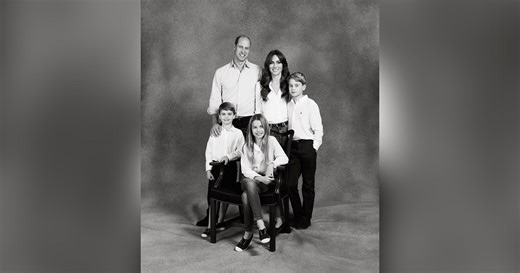 No, This Picture of the Royal Family Isn't Photoshopped (It's Just Odd)