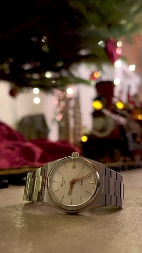 fmb.watch (@fmb.watch)’s videos with Wonderful Dream (Holidays Are Coming) - Winter Wonderland Mix '04 - Melanie Thornton