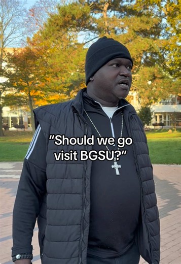 There’s always time to visit one of America’s best college towns! 😉 #bgsu #bowlinggreen #visit #tour #college