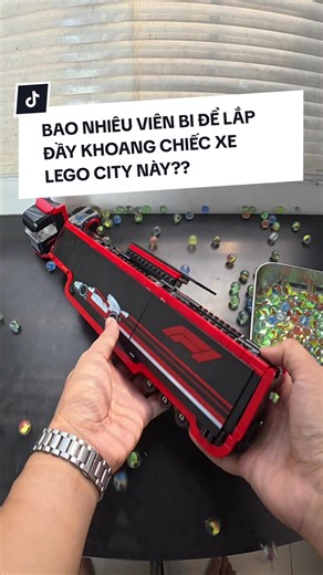 Bao Nhiêu Viên Bi Để Lắp Đầy Khoang Chiếc Xe Lego City?