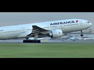Air France 777-200 Sunset Takeoff from Montreal