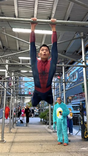 100K views · 6.5K reactions | Just your friendly neighborhood Spider-Man… commuting differently. ️ #spiderman #nyc #training #newyork | Travis Nguyen | Facebook