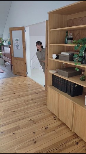 八木奈々 | 隠れられてなかった。 #意味の無い動画 #カチコチtv #私服 | Instagram