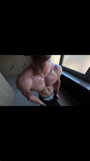 #gym#biceps#veins#abs#outfit#fyp