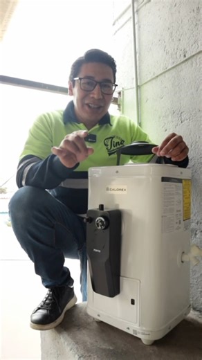 Instalemos este calentador de paso calorex fortis para 1 servicio recuerda que un buen baño te cambia el día #aguacaliente #calorex #bañocaliente #amigoplomero #confort #plomeria #plomero #instalacion | Tino mantenimiento