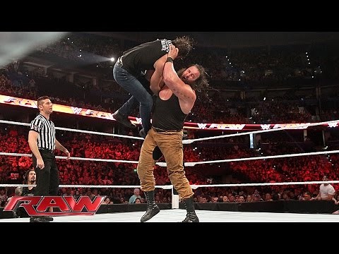 Dean Ambrose vs. Braun Strowman: Raw, Aug. 31, 2015
