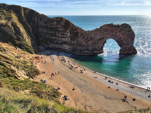 75 Unique Landmarks In The UK (with Photos) - Tourism Teacher