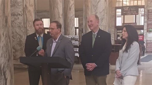 State DMV commissioner stops in Utica to discuss update 'wrinkles'