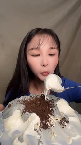 Satisfying ASMR Video to Watch Sansan Asmr - Chocolate Lava Cake Dessert #fbreels #reelsvideo #reelsfb #chocolatemoistcake #creamycake #creamcake #asmr #moistcake #moistchocolatecake #chocolate #lavacake #kawaiii | Chi-Chi Asmr