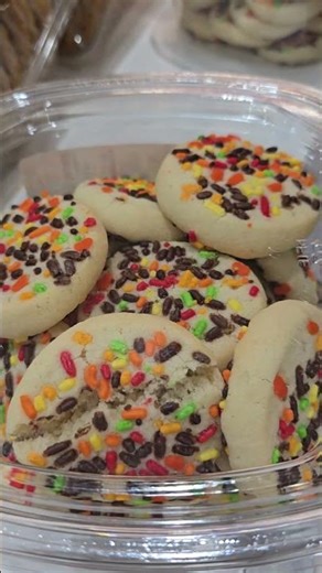 Cost Co fresh-baked goods! 2025 #cookies #costco #sweets