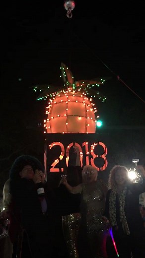 12K views · 517 reactions | Pineapple drop in downtown Sarasota! | ABC7 Sarasota - WWSB | Facebook