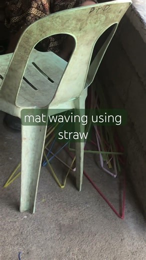 mat waving using straw