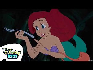 Oh no! Una sorpresa… con uno squalo! 🦈 | La Sirenetta | ‪@DisneyKidsIT‬