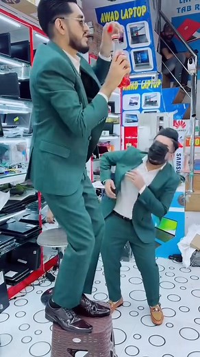 6.8K views · 57 reactions | Funniest moment of the day! 藍You won’t believe what happened in this video — the ending will make you laugh nonstop!If you smiled even once, LIKE & COMMENT ‘’.More funny videos coming every day!Delivery service available across UAE. You can buy directly from Awad Laptop Store or contact us at 0523299099 for product details. #FunnyShorts #ComedyVideo #ViralShorts #UAE #TrendingNow #LOL | Awad Laptop Store | Facebook