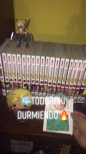 Cómo dibujar a Todoroki Chibi de My Hero Academia