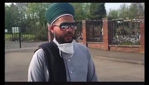 // We all belong to Allah and to Him is our return // Earlier yesterday Imam Ijaz Ahmad Shaami attended a very emotional and a difficult funeral prayer. A dear sister aged 29 from Birmingham lost her life after giving birth to her first child, Alhamdulilah the newborn baby boy is healthy however the mother tested positive to COVID19 and lost her life a few days later. Alhamdulilah the sister was given a full Gusal and Kafan. As you can imagine the Husbund and the family are all devastated, I did