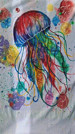 Camiseta pintada a mano: medusa especial para niño de 10 años