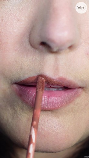 354K views · 2.1K reactions | Highlighting My Lips for Effect #highlighter #liplook #lipsticklook #3deffect #sheglam | Adri Beauty Blogger | Facebook