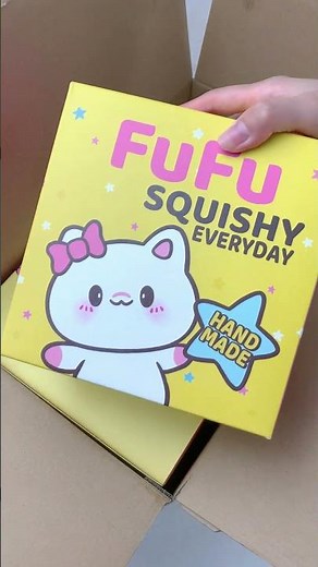 BIG FUFUSQUISHY UNBOX REVIEW