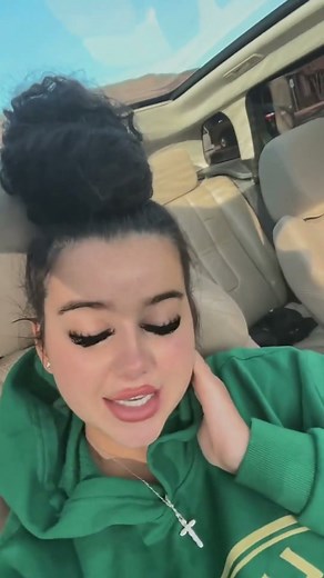 Car Ride Serenity: Woman's Emotional Lip Sync Performance#carvibes #lipsync #emotional