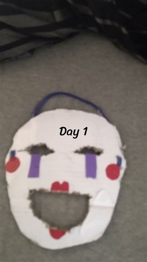 making my Halloween costume#diy#im going to make a part 3 and 4 #i can't wait for you guys to see
