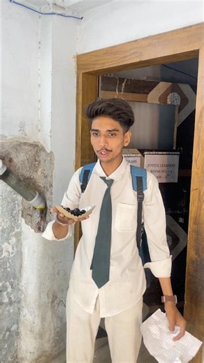 जादूई जामुन 🍇🤣#comedy #funnyshorts #explore #exam #schoollife #schoolmasti #funny y